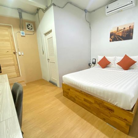 ซับรูมโฮเทล Subroom Hotel Surat Thani Eksteriør billede